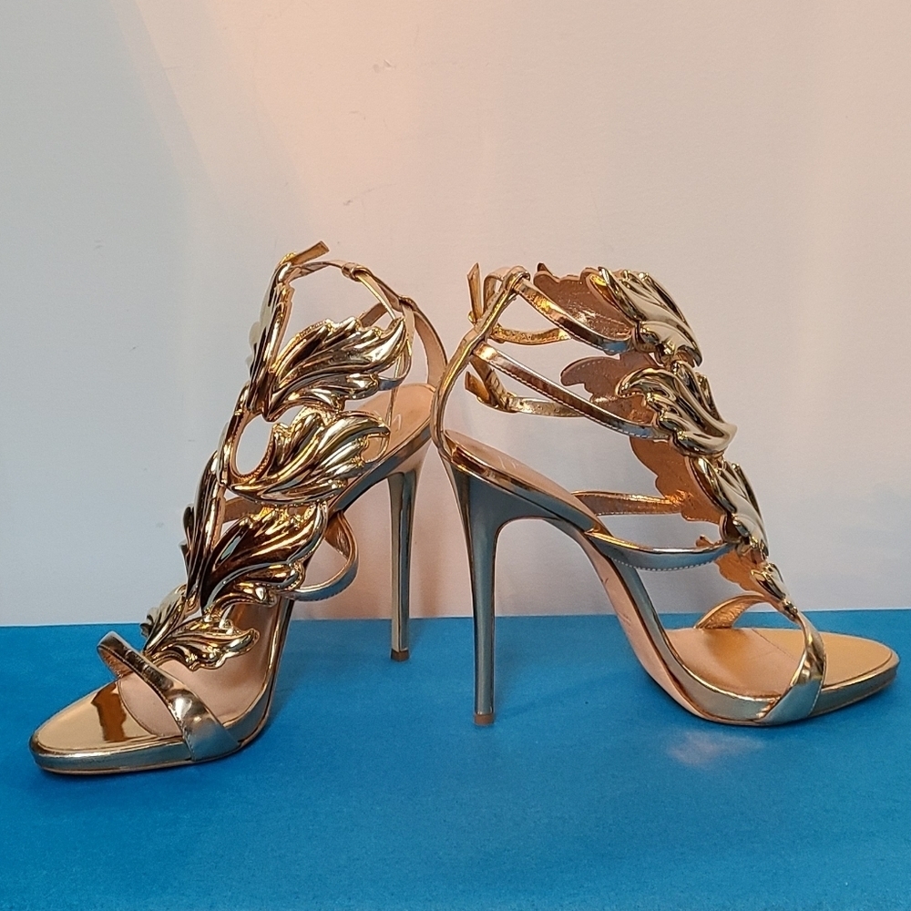 Giuseppe Zanotti Gold Coline Wings Leather Sandal Heels - Picture 10 of 15
